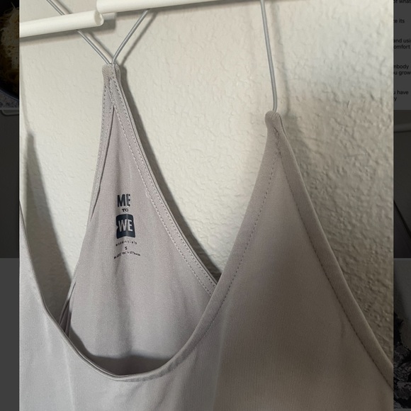 Me to We flowy spaghetti strap tank top - Picture 3 of 4